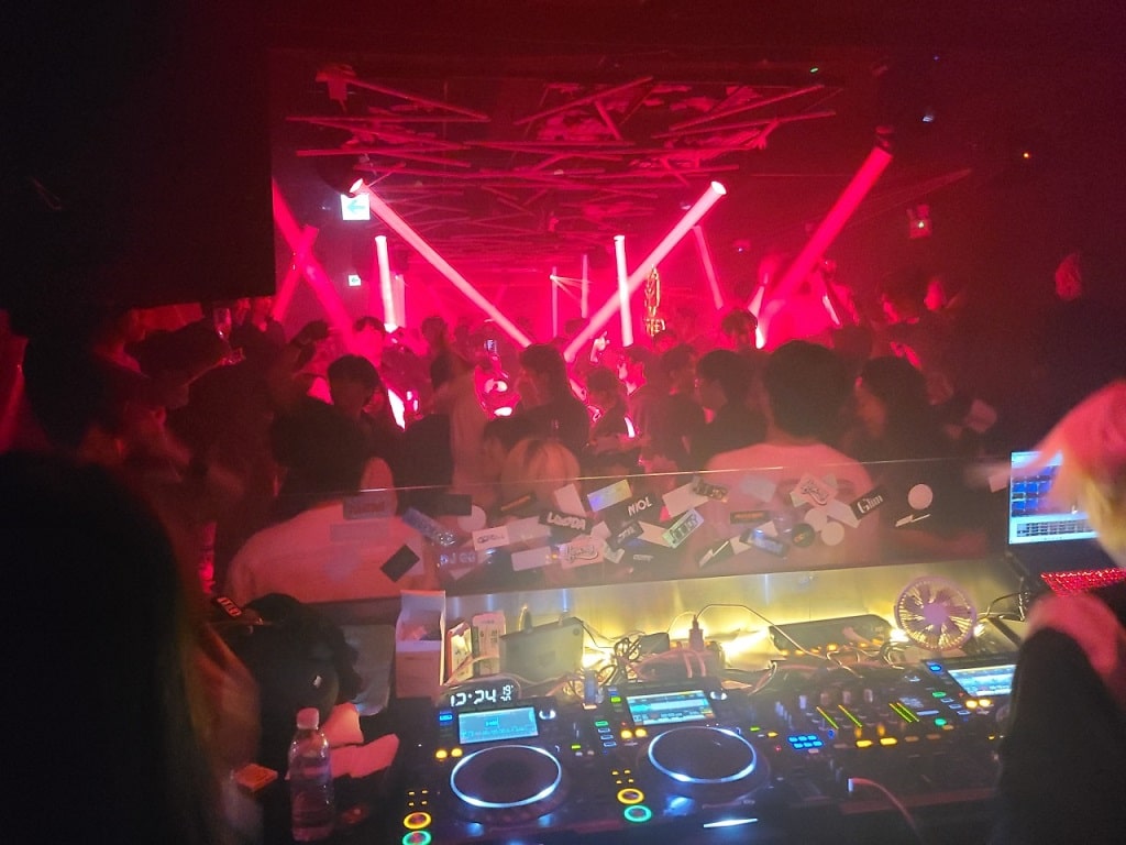 Club Razer in Sangsu Hongdae
