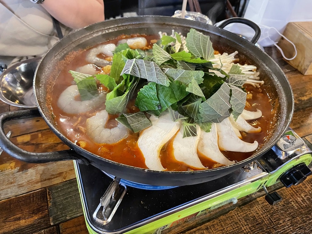 Lingua Asia Dak-Gop-Sae with Saesongi Mushroom