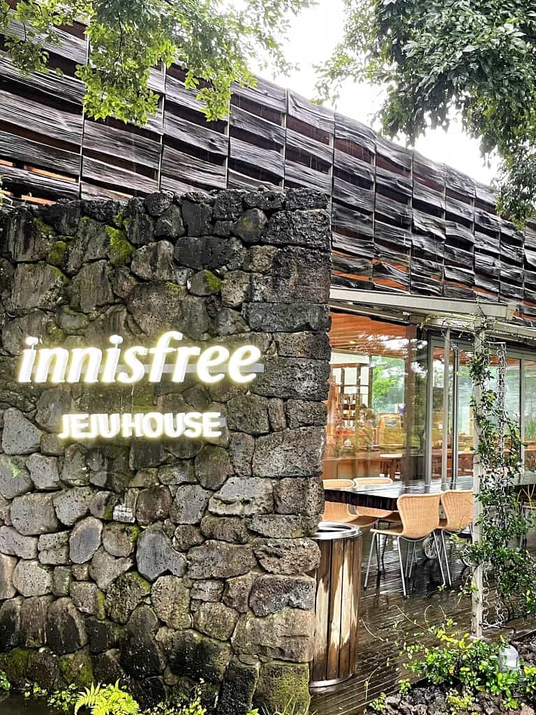 Lingua Asia Innisfree House Jeju