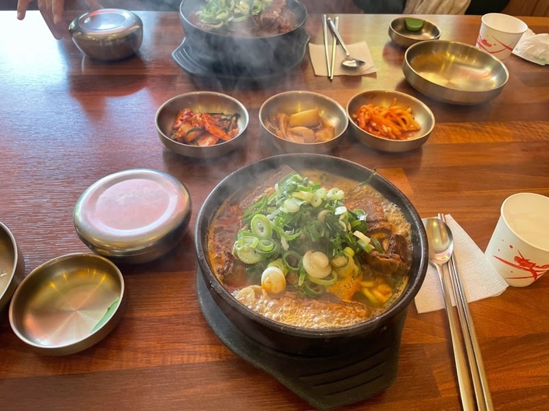 Lingua Asia Stew in Korean Ttukbaegi