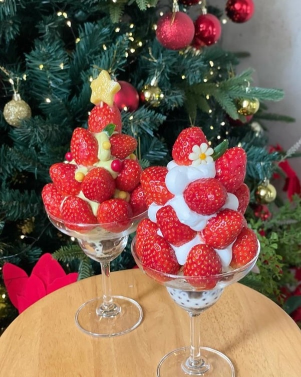Linguasia Strawberry Parfait from beau_yeonhee