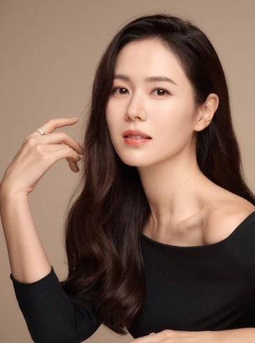 Son Ye-jin with Glam Perm