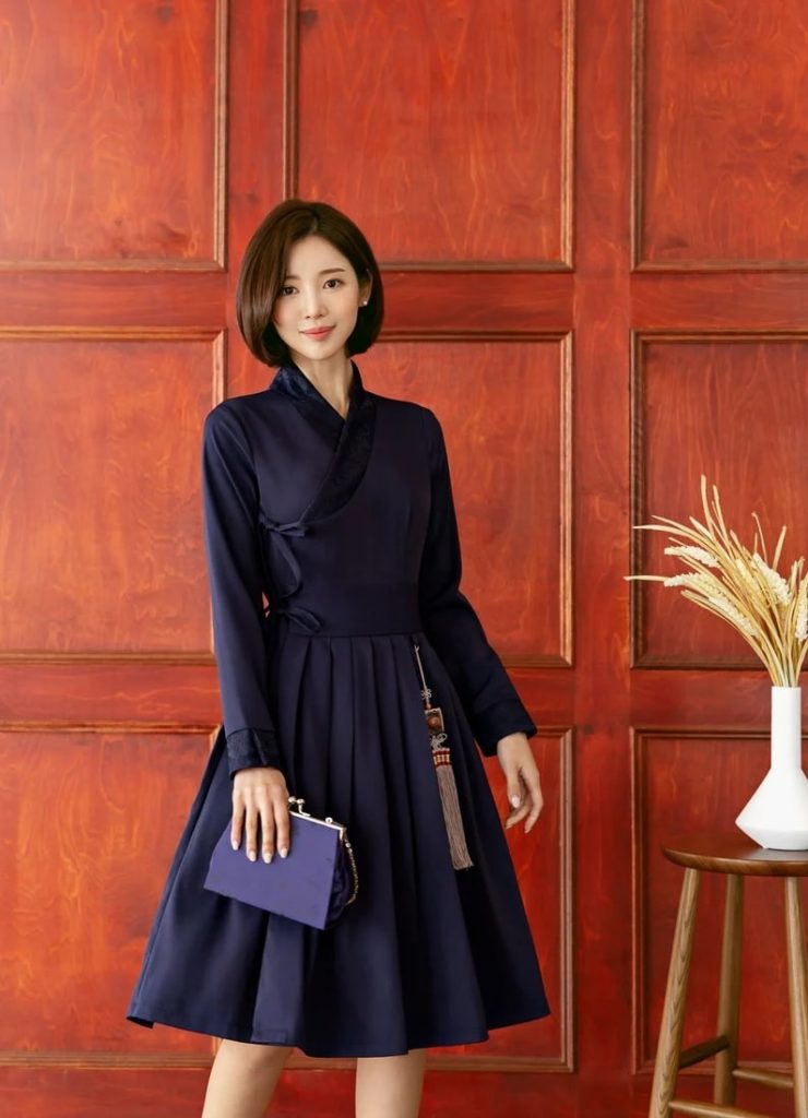 dawn-navy-modern-hanbok-dress_Etsy