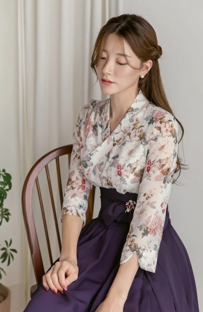 floral-modern-hanbok-dress_Etsy